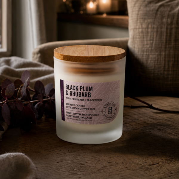 BLACK PLUM & RHUBARB SCENTED CANDLE